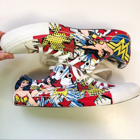 sneakers wonder woman